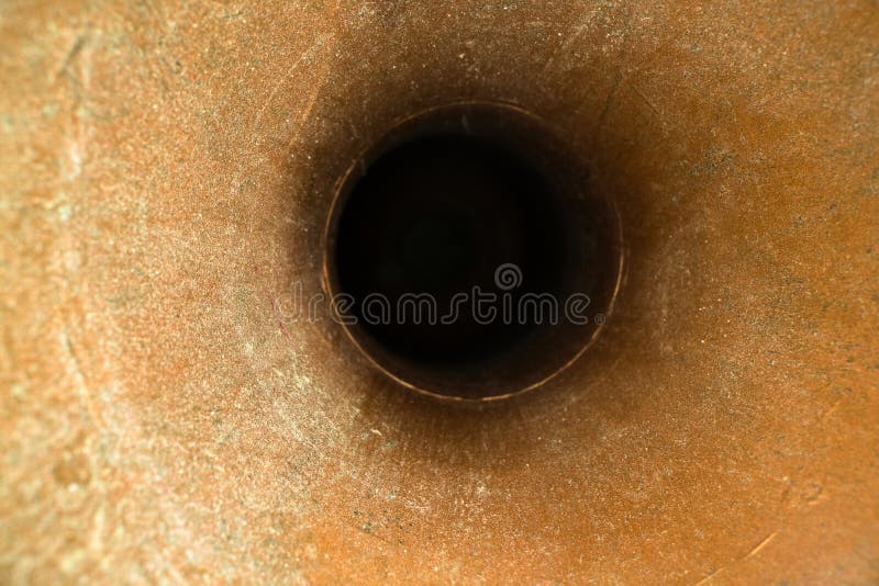 Binnen de metaalpijp, metaaltextuurbuis De mening van het perspectief stock fotografie Binnen de metaalpijp, metaaltextuurbuis De mening van het perspectief stock fotografie