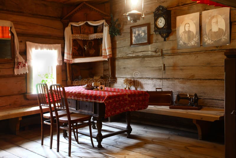 Binnenland van de Russische boerhut stock foto's Binnenland van de Russische boerhut stock foto's