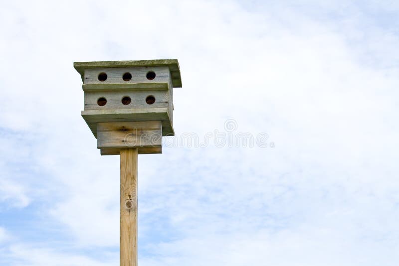 Birdhouse nel cielo. immagini stock Birdhouse nel cielo. immagini stock