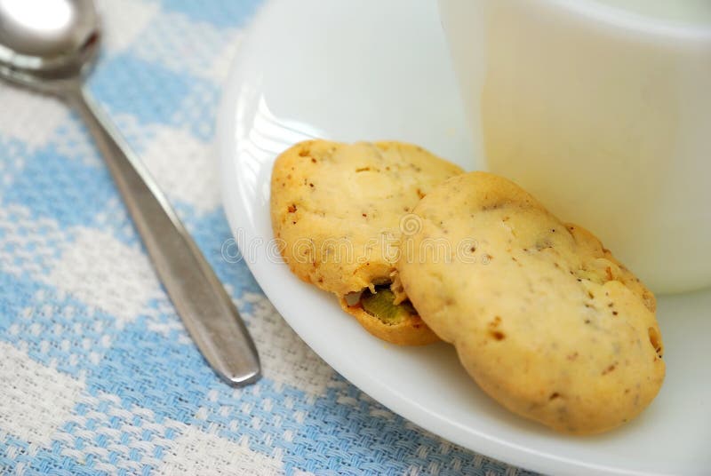 Biscotti sani per lo spuntino di pomeriggio immagini stock Biscotti sani per lo spuntino di pomeriggio immagini stock