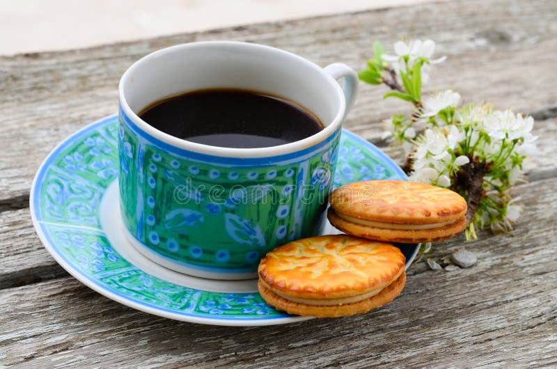 Biscuits et café photo stock. Image du brassé, fermer 70021762