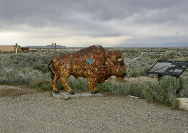 Bison Statue no parque estadual da ilha do antílope, Salt Lake City, Utá foto de stock Bison Statue no parque estadual da ilha do antílope, Salt Lake City, Utá foto de stock
