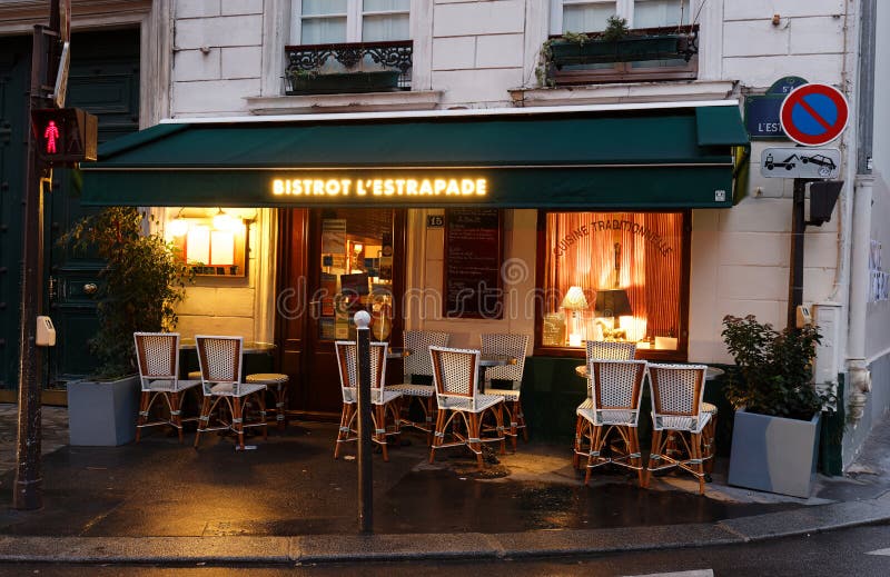 Bistrot Estrapade Ist Ein Bekanntes Franzosisches Restaurant In Der Nahe Von Pantheon In Paris Frankreich Redaktionelles Bild Bild Von Dekoration Kommerziell 161481445
