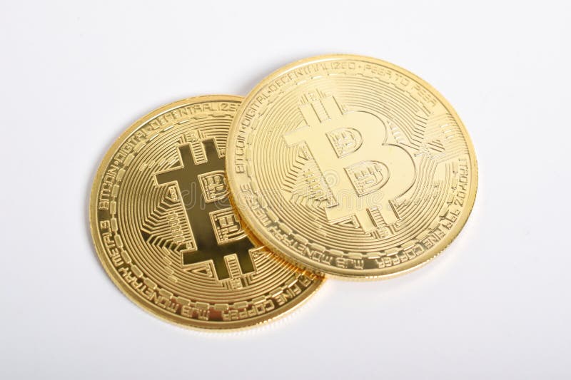 Bitcoin isoliert auf weißem Hintergrund. Kryptowährung. Goldmedaille. Symbol der Kryptowährung