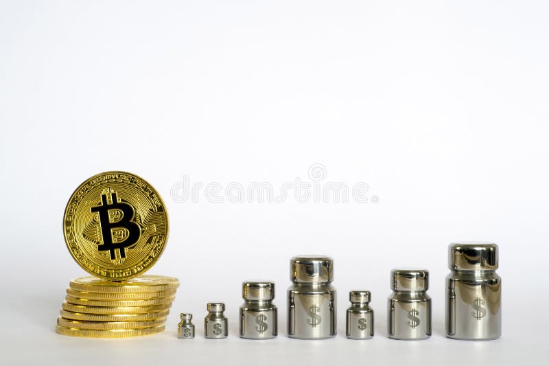 Bitcoin με και βάρη που χαράσσονται με τα σύμβολα του δολαρίου, που παρουσιάζει την αύξηση και πτώση στοκ εικόνες