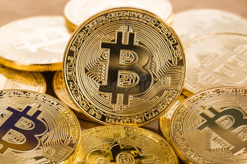 Bitcoins d'or photographie stock