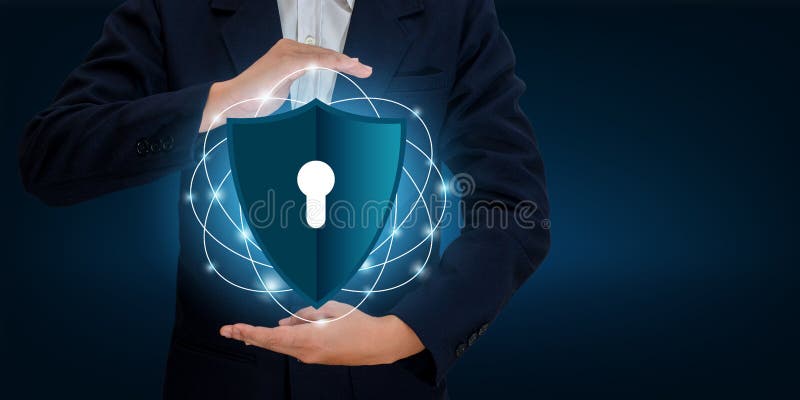Biznesmeni trząść ręki ochraniać informację w cyberprzestrzeni Biznesmena mienia osłony gacenia ikony ochrony sieci ochrona obraz royalty free Biznesmeni trząść ręki ochraniać informację w cyberprzestrzeni Biznesmena mienia osłony gacenia ikony ochrony sieci ochrona obraz royalty free