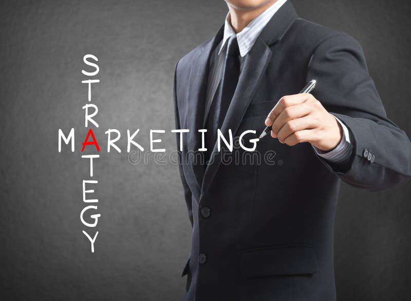 Biznesowego mężczyzna writing strategii marketingowej pojęcie obrazy royalty free Biznesowego mężczyzna writing strategii marketingowej pojęcie obrazy royalty free