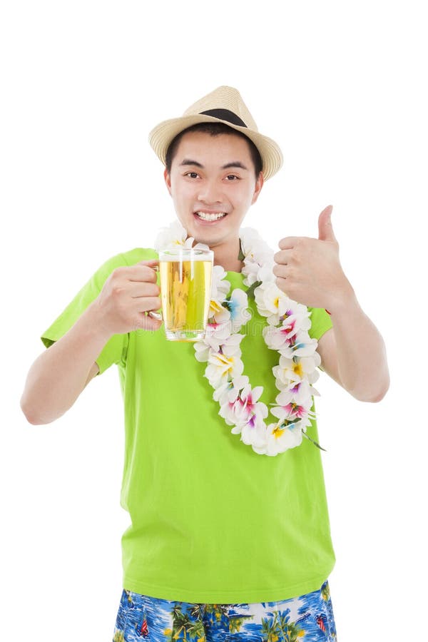 Bière potable de jeune homme image libre de droits Bière potable de jeune homme image libre de droits