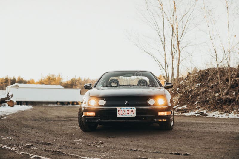 Black car on the road: 1995 Acura Integra GS-R 9142011