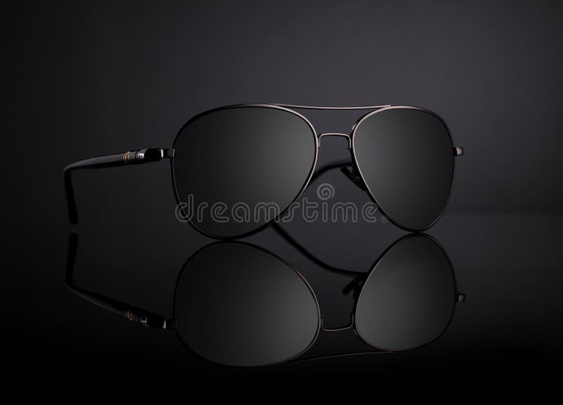 dark aviators
