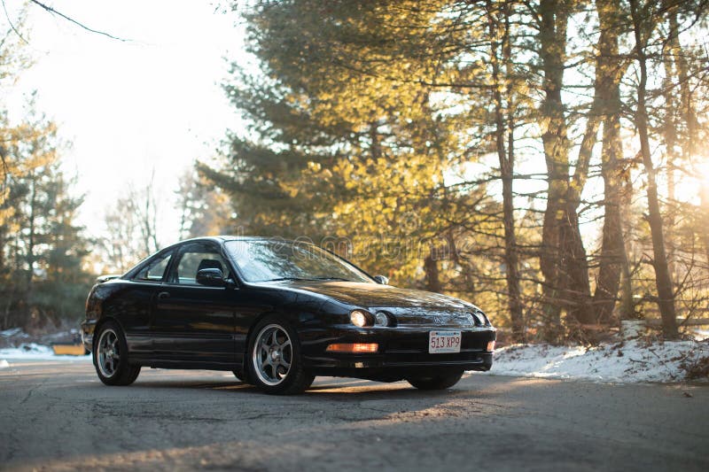 Black car on the road: 1995 Acura Integra GS-R 914201046