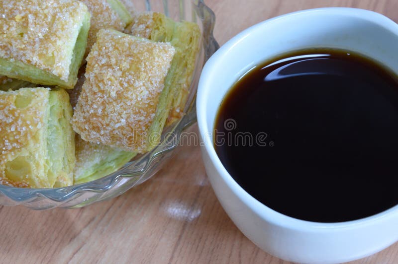 Black Coffee Crispy Butter Pie Dressing Sugar Glass Bowl Stock Photos