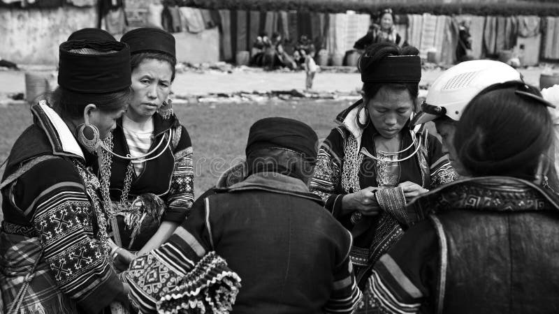 Black Hmong's women with traditional textile royalty free stock photography Black Hmong's women with traditional textile royalty free stock photography