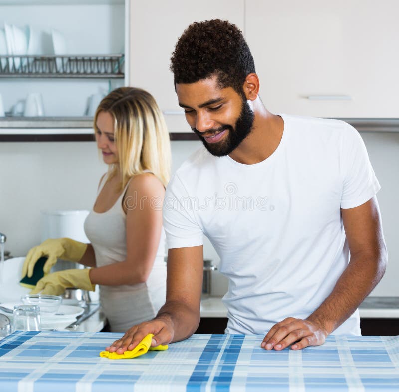 Муж чистит жену после. Happy White woman with White man.