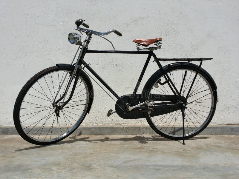 black retro bike