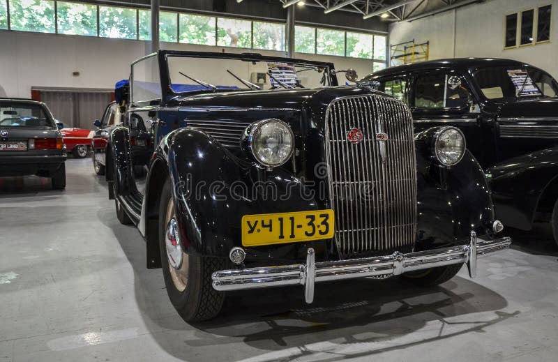 Black 1938 Opel Super 6, a pre-war classic that represents the pinnacle of automotive design stock images