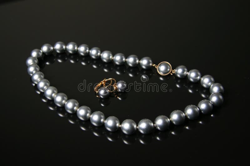 Black pearls necklace stock images