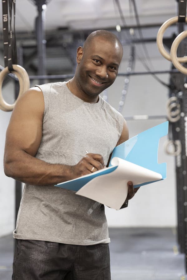 black gym trainer