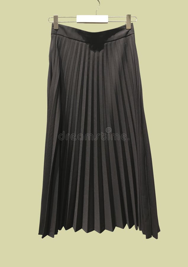 Dacawin Women Long Pleated Skirts Vintage Elastic High Waist Soild Color Loose Beach Pocket Wrap Long Skirts 