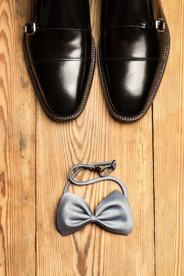 Bowtie and black shoes stock image. Image of occasion 7892099