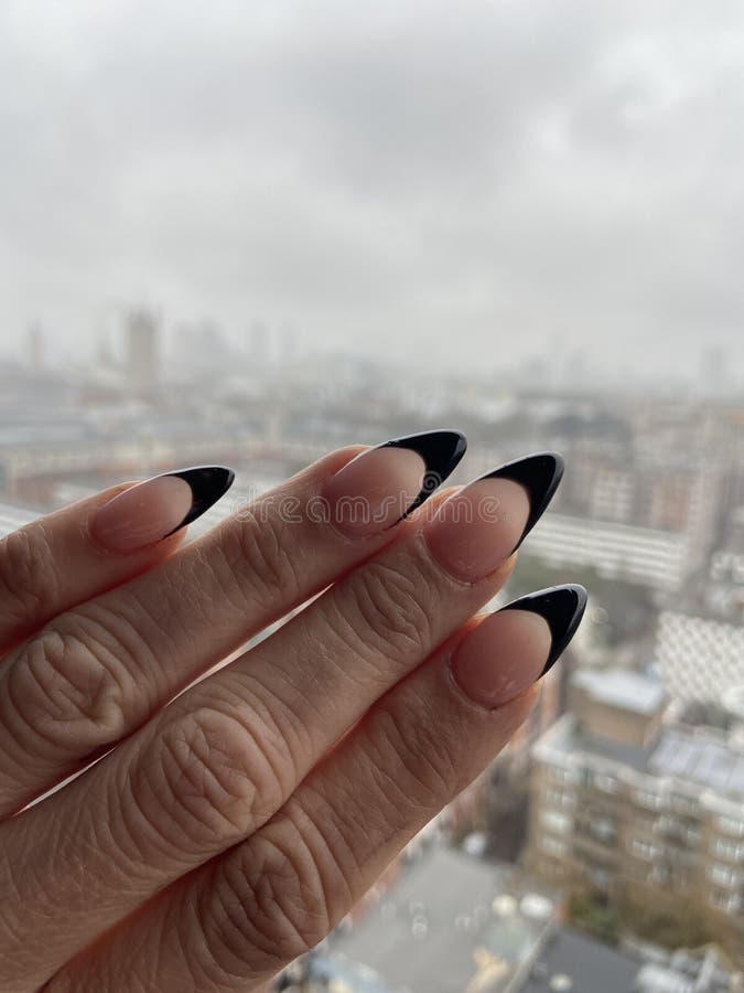 Best Black And White Nails Designs