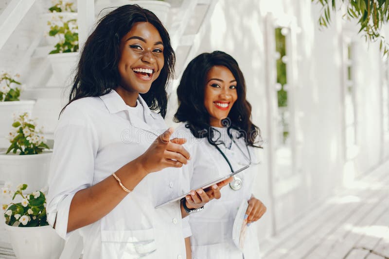 Black women with stethoscope stock photography Black women with stethoscope stock photography