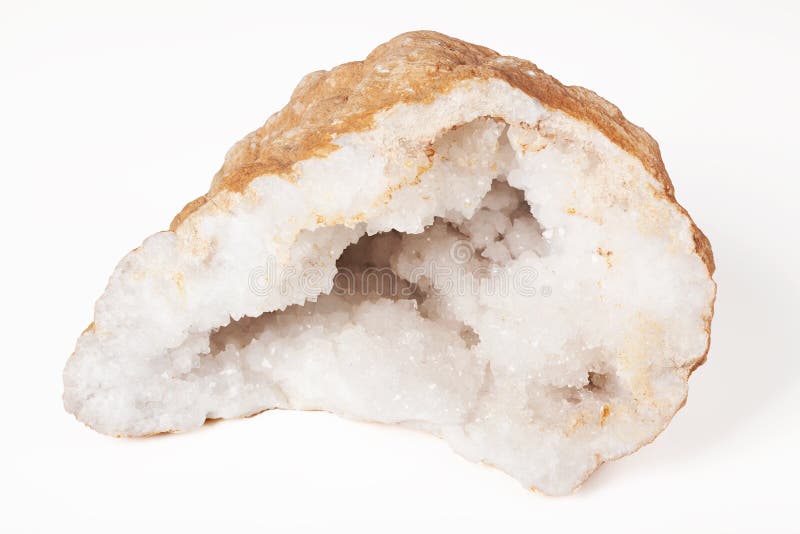 Blanco y mineral de la geoda del cuarzo del oro fotos de archivo libres de regalías Blanco y mineral de la geoda del cuarzo del oro fotos de archivo libres de regalías