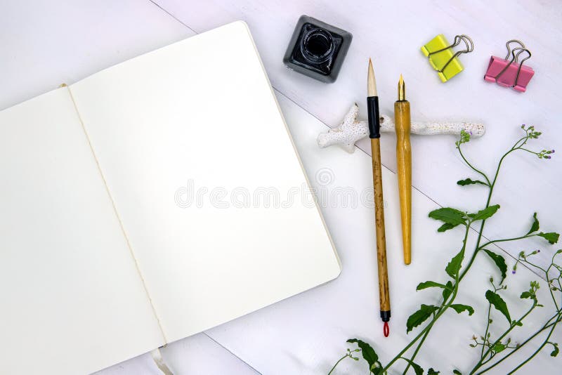 Blank Page of Sketchbook with Calligraphy Tool. Notebook Top View Photo on  White Background Stock Image - Image of class, green: 151333881