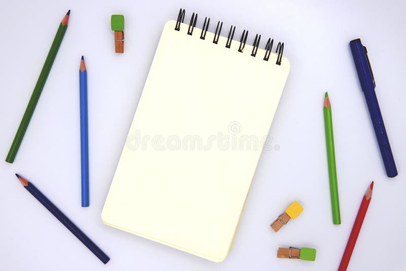 Blank Page of Sketching Pad with Crayon on White, Top View Photo. Children  Art Class or Education Banner Background Stock Image - Image of leaf, mock:  120999811