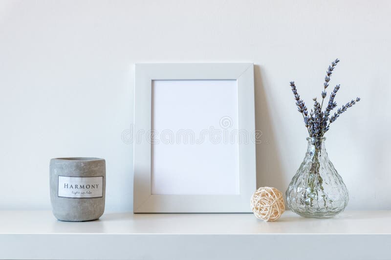 135,200+ Picture Frame On Table Stock Photos, Pictures & Royalty