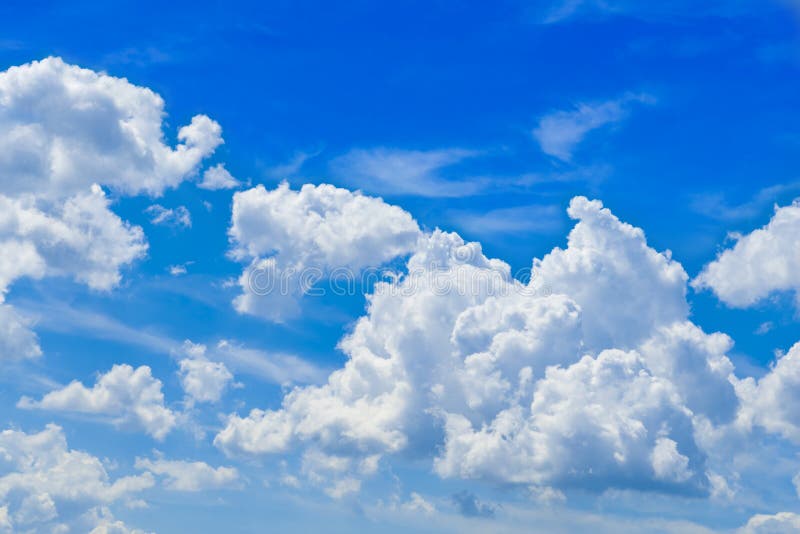 Blauer Himmel mit Wolken stockfoto Blauer Himmel mit Wolken stockfoto