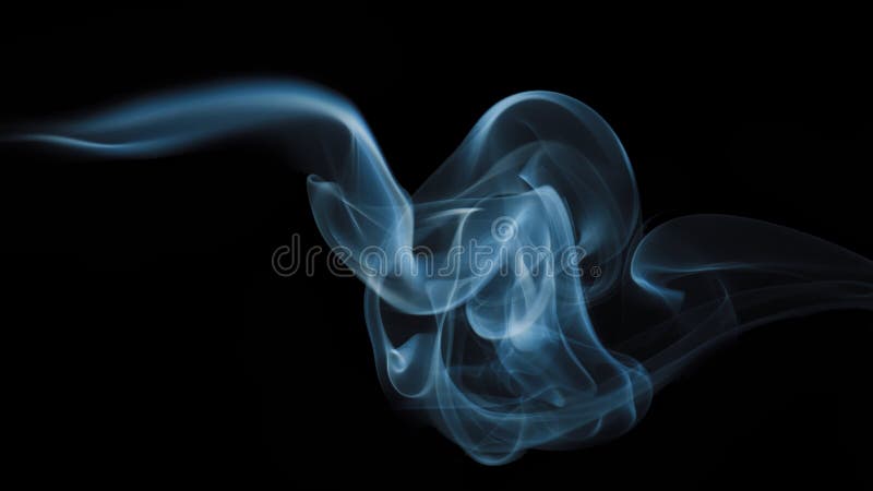 Blauer Rauch auf schwarzem Hintergrund lizenzfreie stockfotos