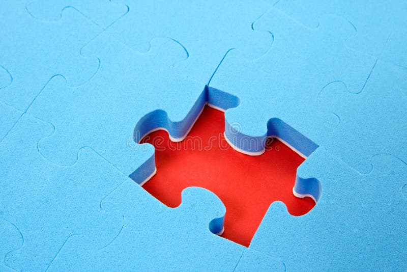 Blaues Puzzlespiel mit einteiligen Vermissten stockbilder Blaues Puzzlespiel mit einteiligen Vermissten stockbilder