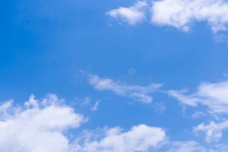 Blauwe hemel met wolk binnen dagelijks royalty-vrije stock fotografie Blauwe hemel met wolk binnen dagelijks royalty-vrije stock fotografie