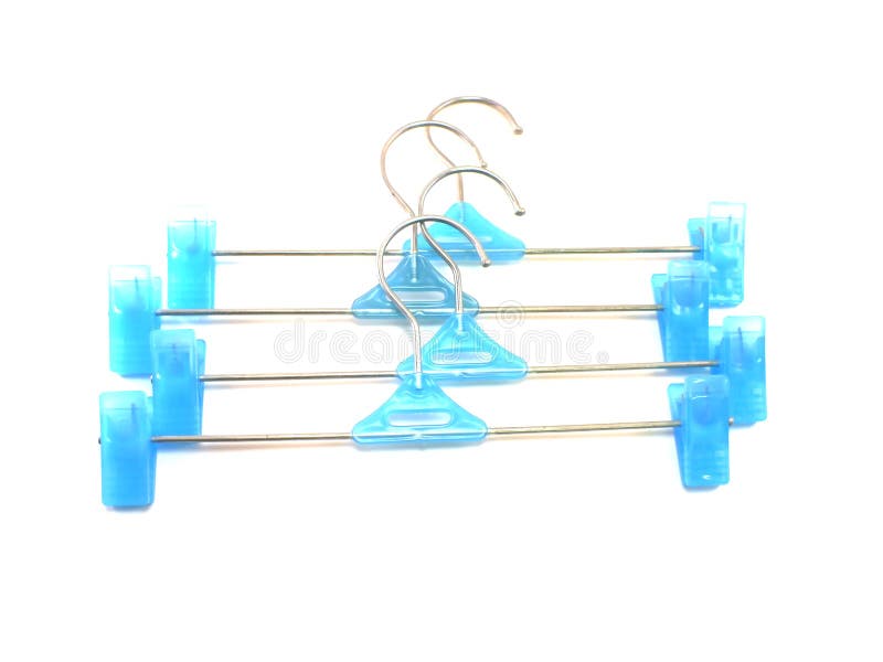 Blauwe plastic kleerhanger op een witte achtergrond royalty-vrije stock foto's Blauwe plastic kleerhanger op een witte achtergrond royalty-vrije stock foto's