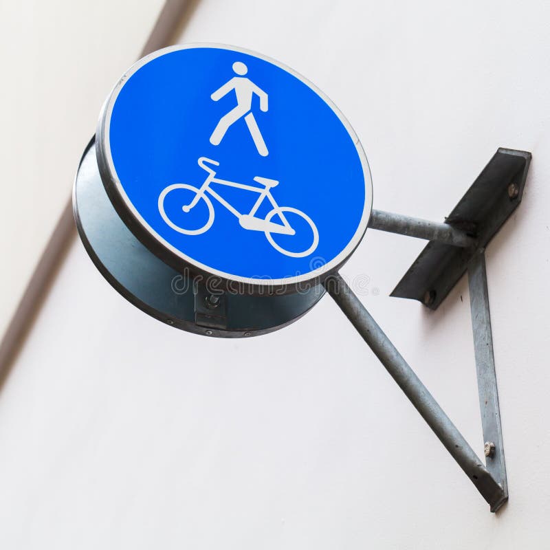 Blauwe voetstreekverkeersteken stock afbeeldingen Blauwe voetstreekverkeersteken stock afbeeldingen