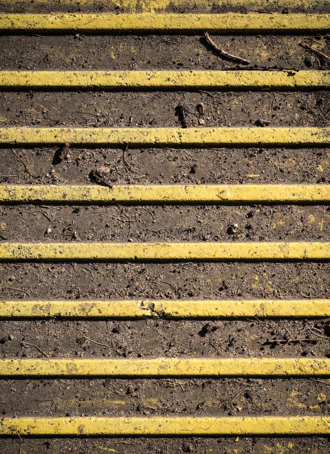 Blindenschrift-Pflasterung - Tastpflasterungsoberfläche Beschaffenheit, Muster lizenzfreie stockbilder Blindenschrift-Pflasterung - Tastpflasterungsoberfläche Beschaffenheit, Muster lizenzfreie stockbilder