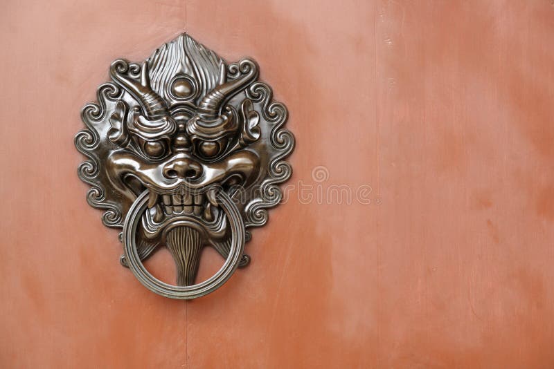 Blocage de trappe de lion photographie stock Blocage de trappe de lion photographie stock