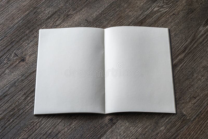 Blocco di libri con pagina di apertura vuota a4 imbottitura per opuscoli di menu catalogo opuscoli modello di portafoglio per il b fotografia stock libera da diritti