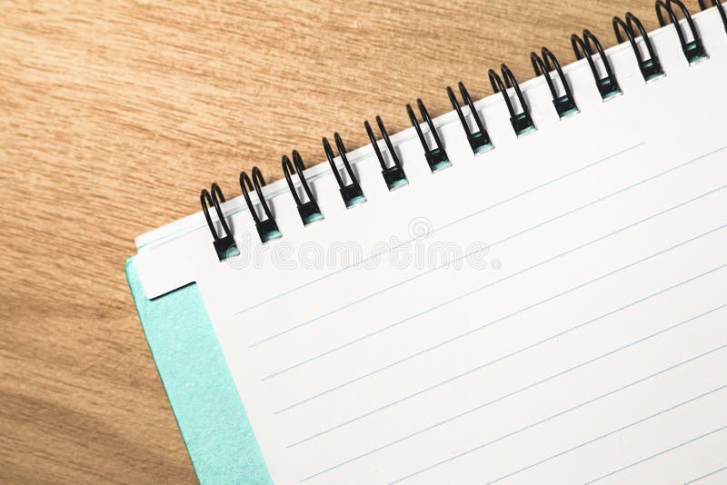 Blocco Note Con Rilegatura A Spirale, Sfondo O Modello Di Carta Per Notebook Aperto Foto Stock - Foto 3