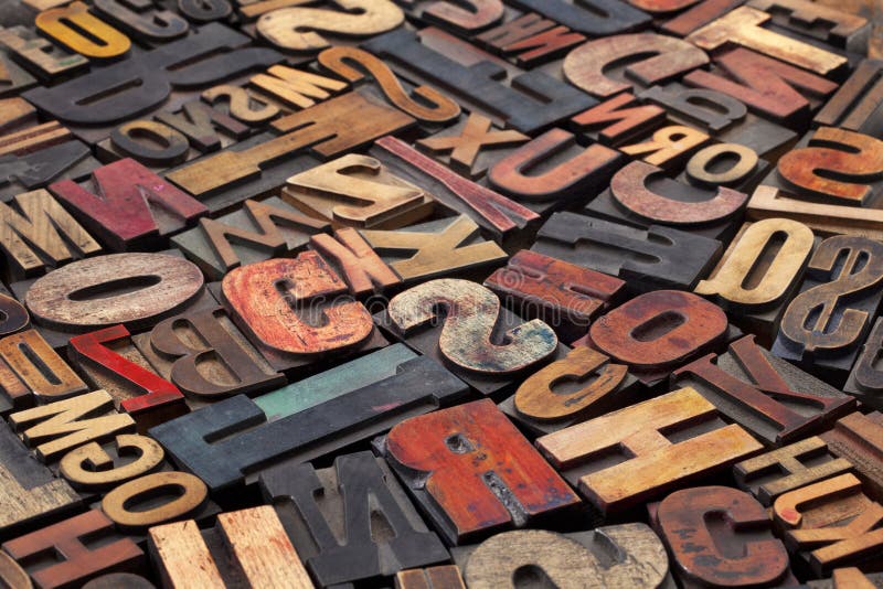 Blocos de impressão antigos da tipografia