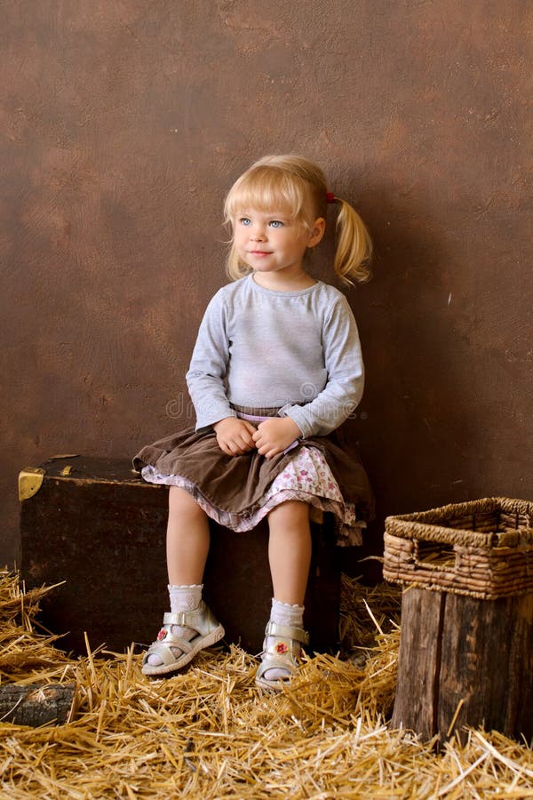 blond girl on the day of the Catholic Easter royalty free stock images blond girl on the day of the Catholic Easter royalty free stock images