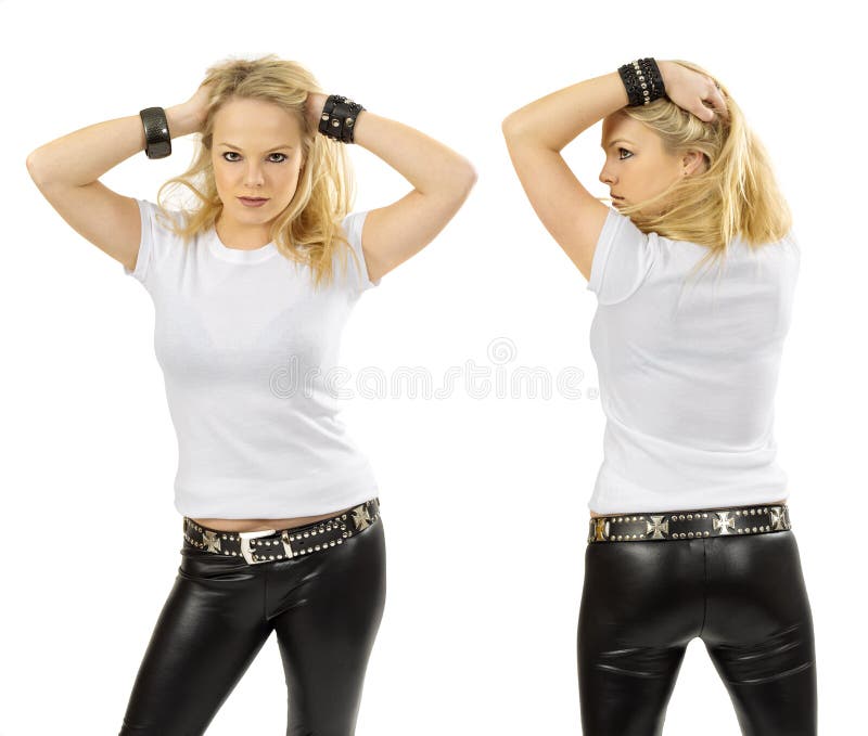 Blond kvinna som bär den tomma vita skjortan royaltyfri fotografi Blond kvinna som bär den tomma vita skjortan royaltyfri fotografi