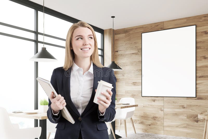 Blonde Geschäftsfrau in einem Café, Plakat lizenzfreie stockfotos Blonde Geschäftsfrau in einem Café, Plakat lizenzfreie stockfotos