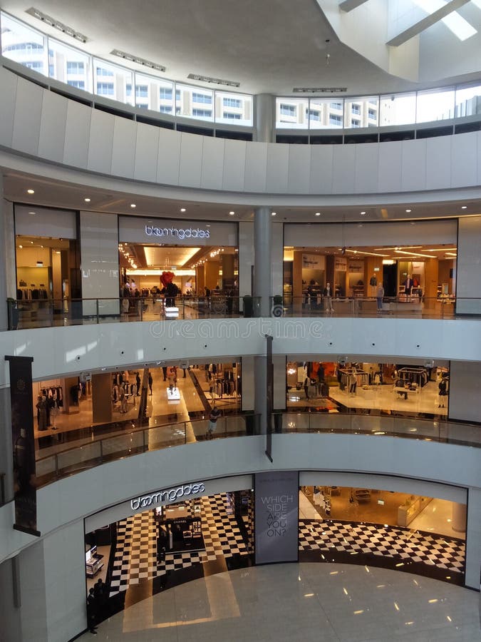 The Dubai Mall editorial stock image. Image of interior - 95872449