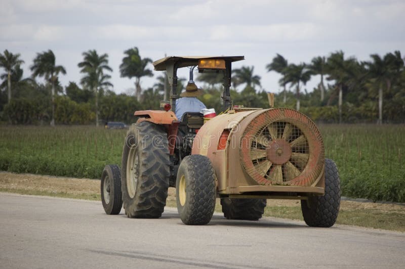 Blower Tractor