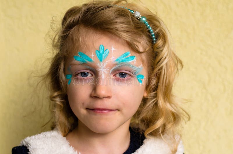 3. Creative Face Painting with Blue Hair - wide 5