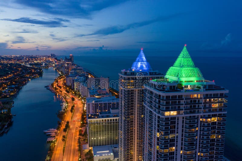 Blue And Green Diamond Miami FL At Night Blue Skies Stock Image Image