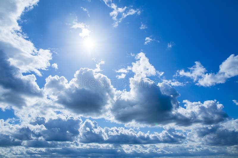 Hình nền bầu trời xanh với đám mây - Looking for a new wallpaper for your device? Look no further! This stunning image of a blue sky with clouds will add a touch of beauty to your screen. Click to download!